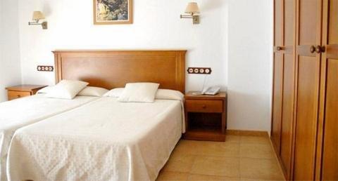 Hotel Donde Caparros カルボネラス エクステリア 写真